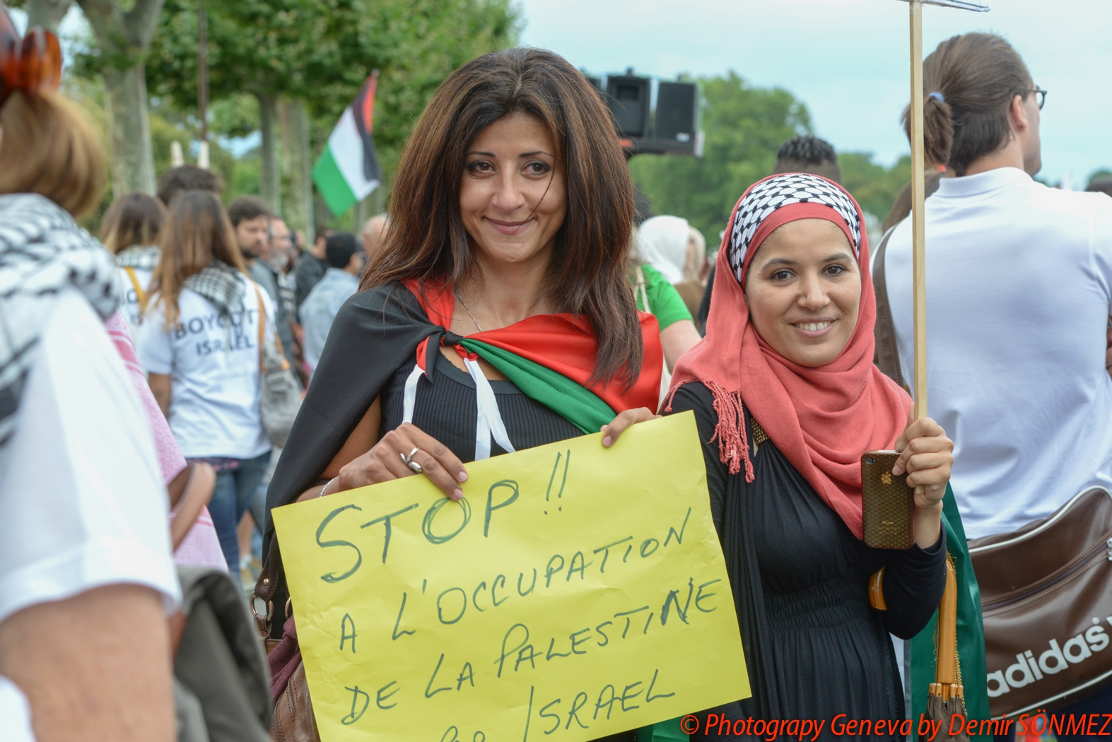 Grande manifestation pacifique à Genève en soutien au peuple Palestinien-6686.jpg