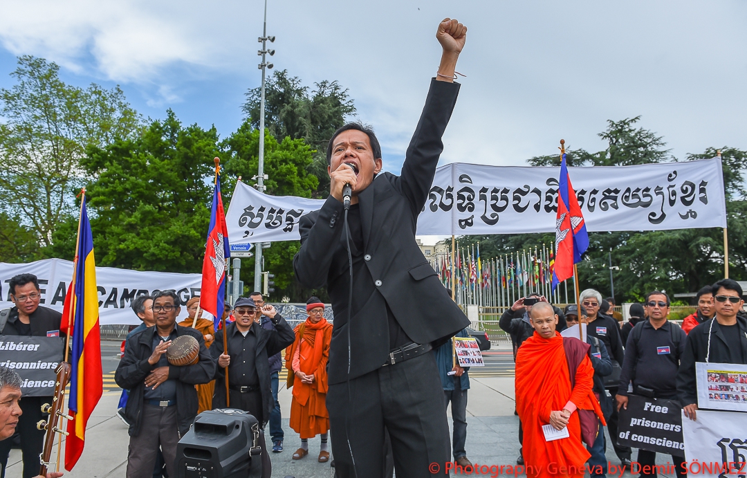 2016-06-06 Manifestation en soutien aux prisonniers au Cambodge_.jpg