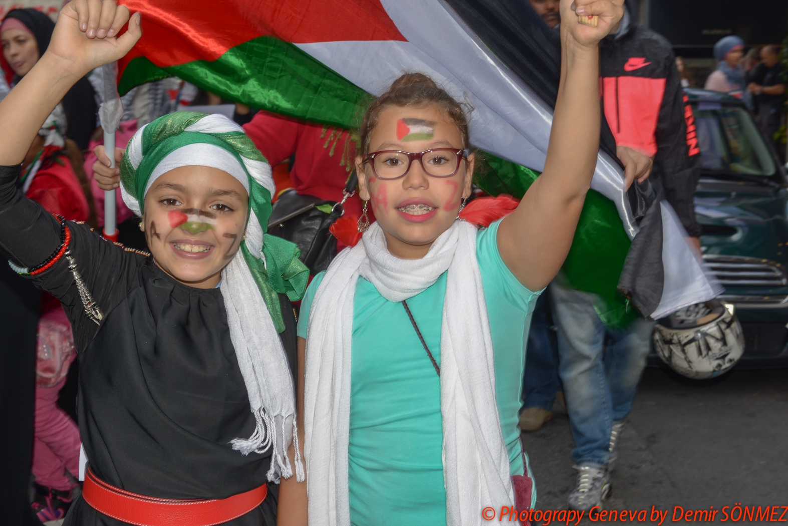 Grande manifestation pacifique à Genève en soutien au peuple Palestinien-6467.jpg