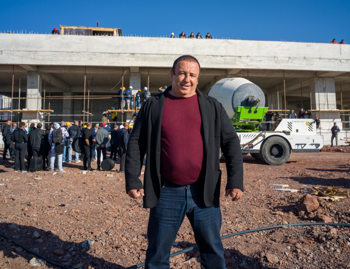 Le projet est financé par l’homme d’affaires et philanthrope Gagik TsarukyanB0019044.jpg