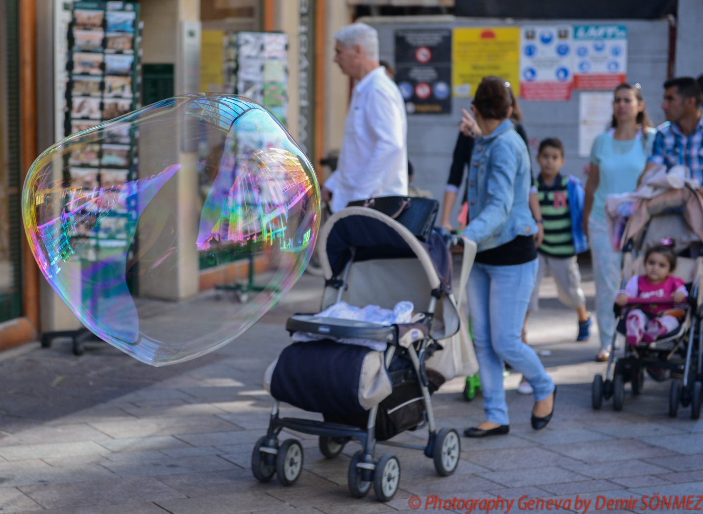 Les bulles  de savon dans  les rues basses-0148.jpg