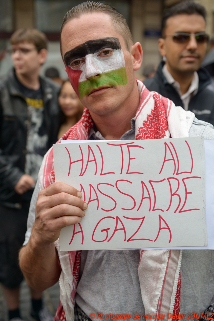 Grande manifestation pacifique à Genève en soutien au peuple Palestinien-6410.jpg