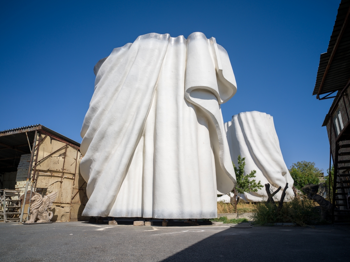 Atelier du sculpteur Armen Samvelyan, créateur de la statue monumentale de Jésus-Christ – village de Zovuni, région de Kotayk_B0019226.jpg
