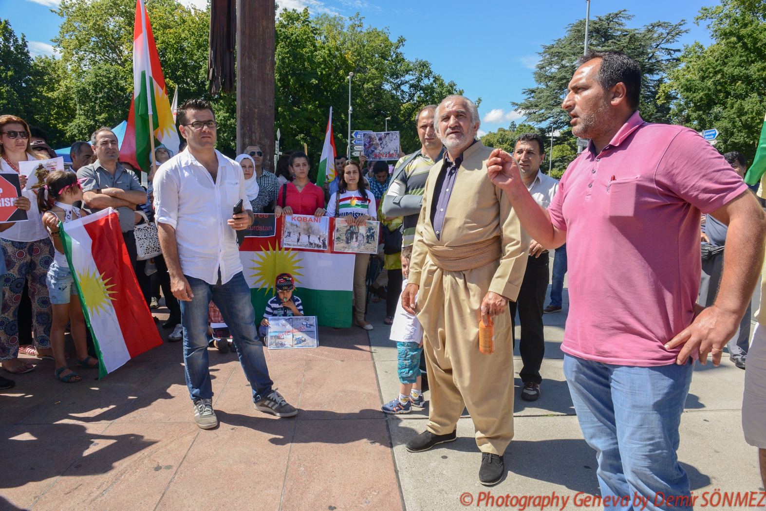 Manifestation à Genève- « Soutenons les yézidis, il y’a un grand risque de génocide »-8123.jpg