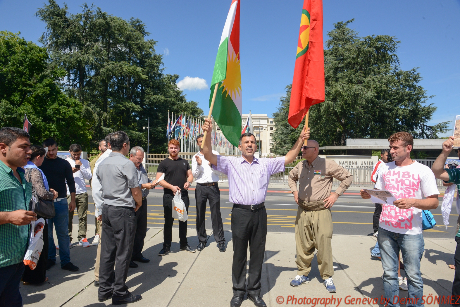 Manifestation à Genève- « Soutenons les yézidis, il y’a un grand risque de génocide »-8136.jpg