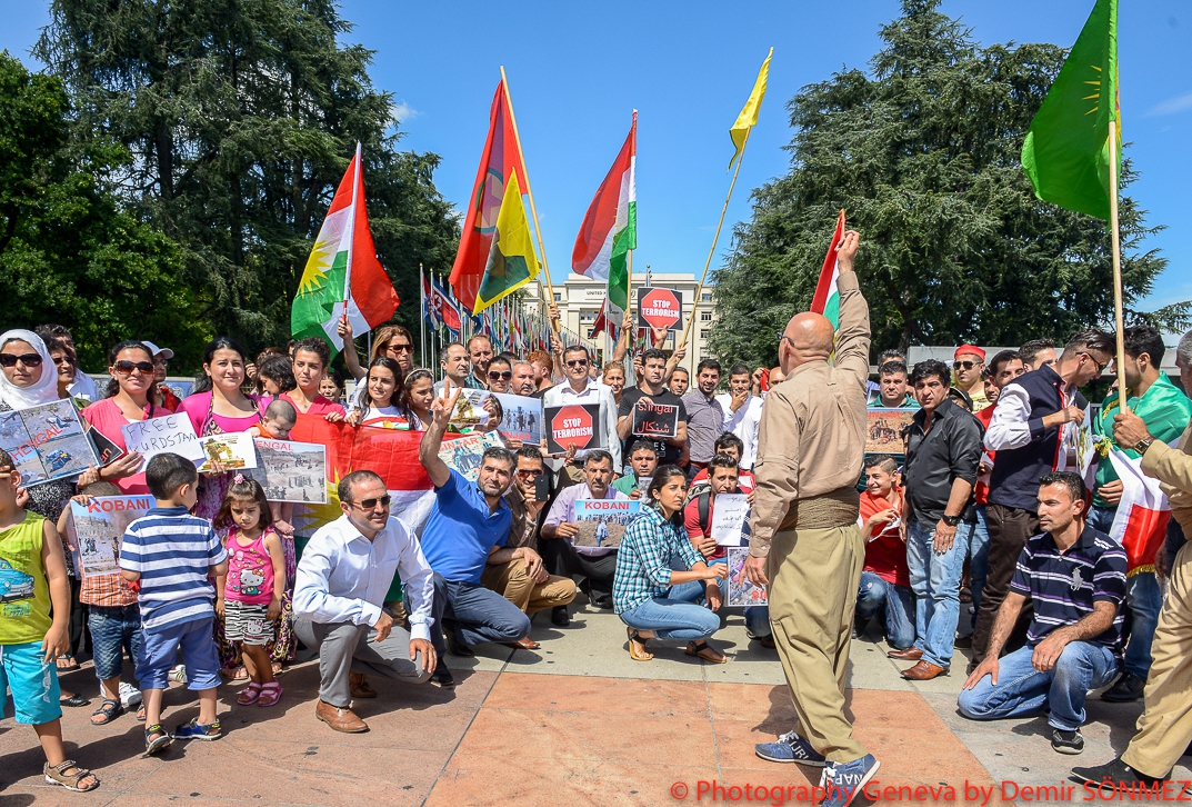 -2014-08-08_Manifestation à Genève- « Soutenons les yézidis, il y’a un grand risque de génocide ».-,.jpg