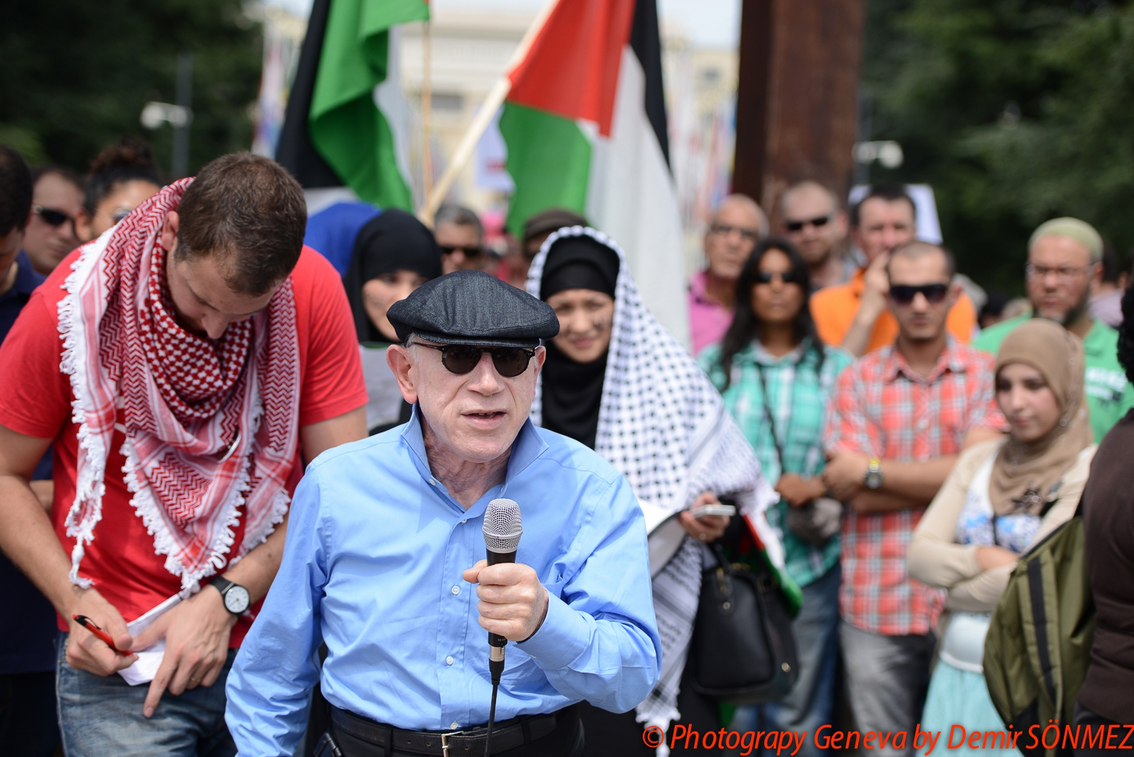 Vendredi 11 juillet,  plus 500 manifestants, citoyens et citoyennes de toutes nationalités et confessions se sont rassemblés en  solidarité avec les victimes de l’attaque israélienne contre les civils à Gaza-4599 - copie.jpg