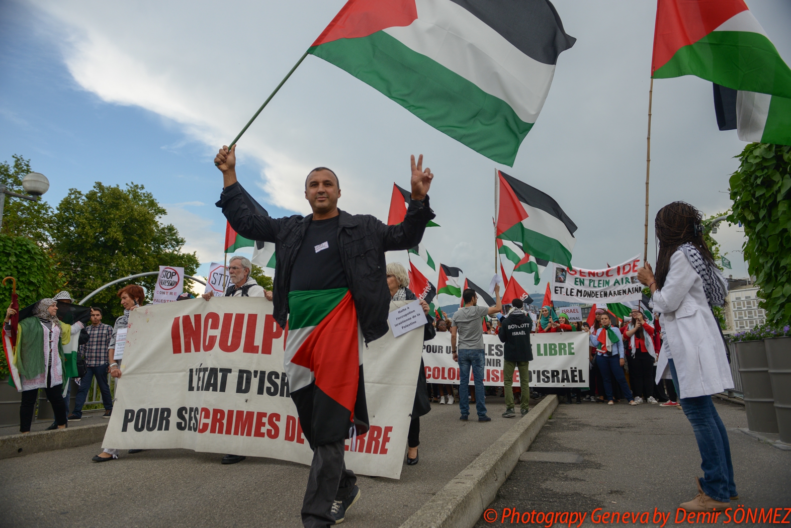 Grande manifestation pacifique à Genève en soutien au peuple Palestinien-6506.jpg
